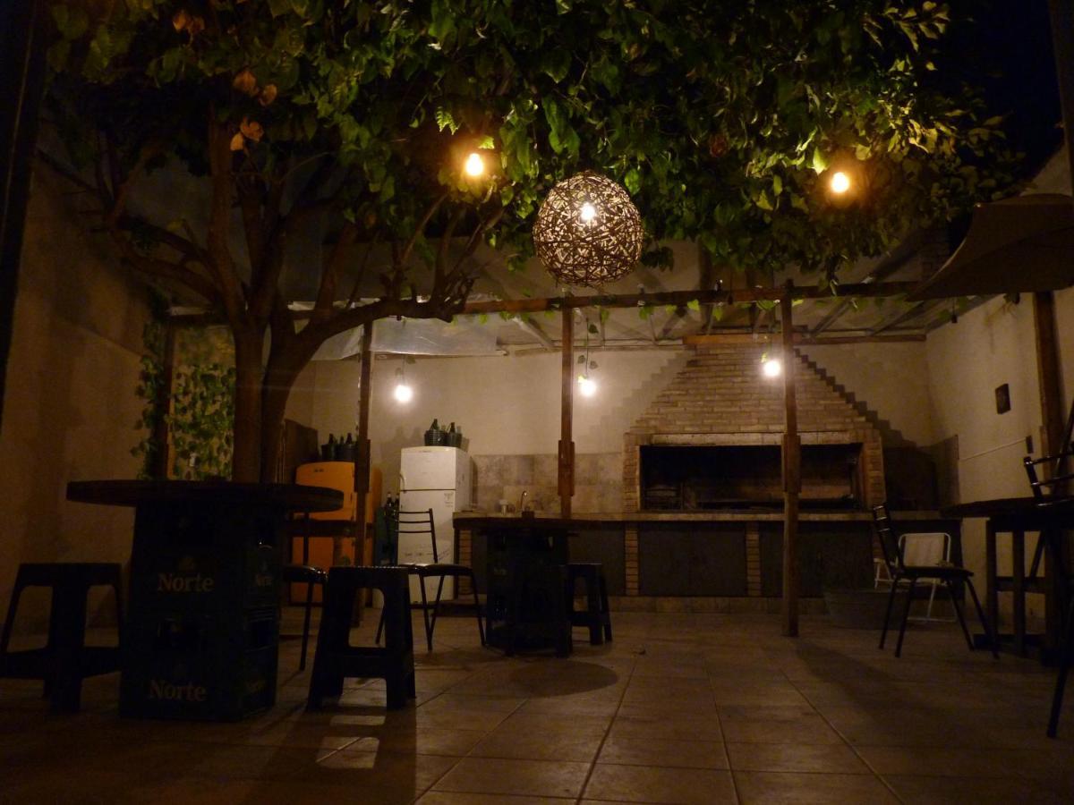 Koala Hostel Mendoza Ngoại thất bức ảnh